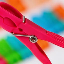 60 Stuks winddichte wasknijpers met mand, ideaal voor waslijnen, kamperen en buitengebruik — thumbnail 2