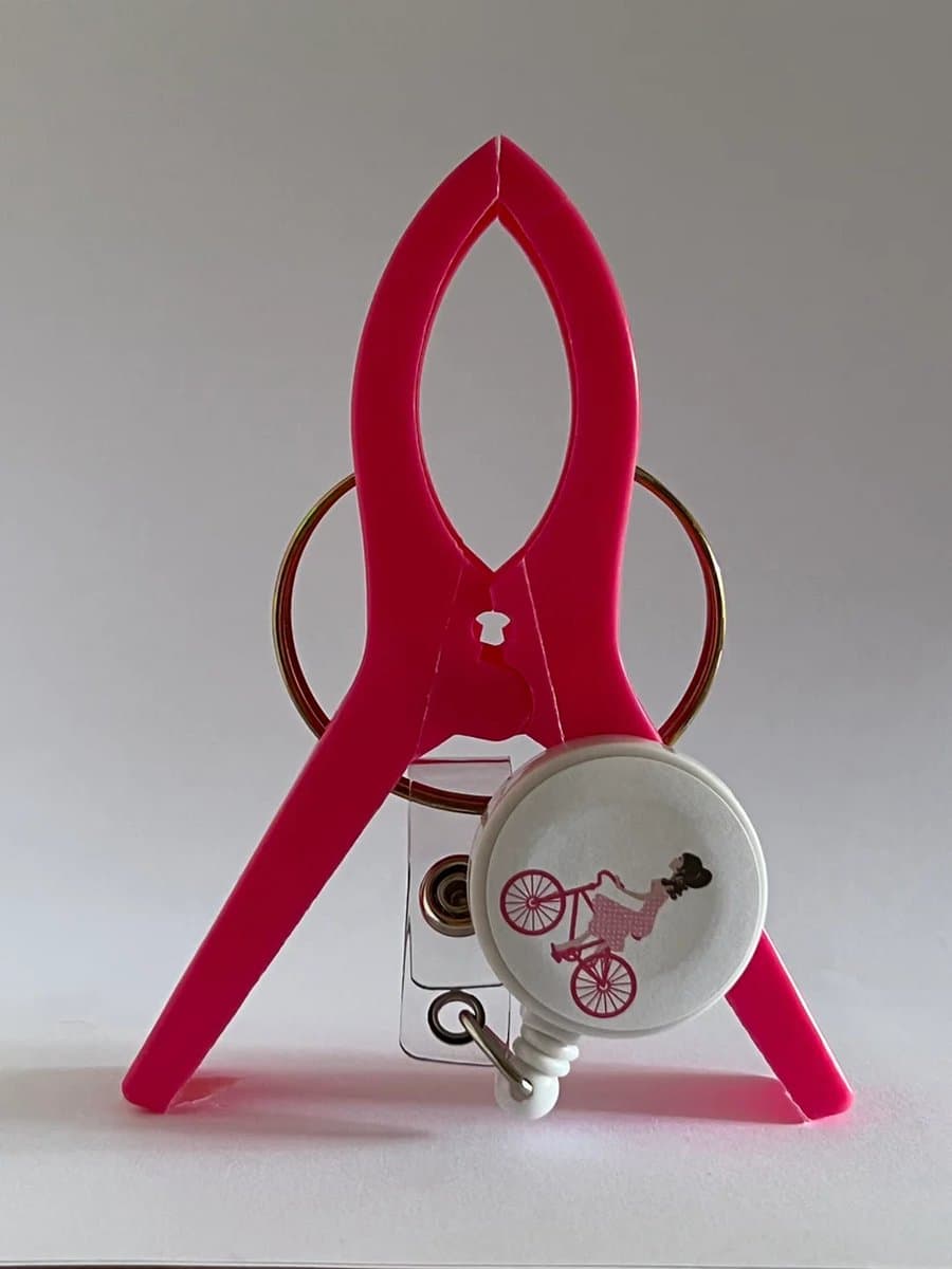 Anti-slipclip - Anti Slip Clip - Roze - Fiets - Fietsclip - Opwaaiende Rokjes - Jurkjes - Fietsclip - Rokjesclip - Poncho's - Slipclip — afbeelding 1