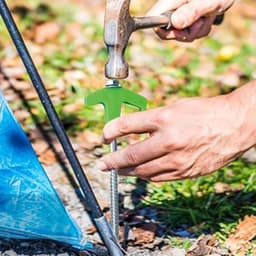 Grondanker Schroefharing - Tent Haringen - Kamperen Luifel Vastzetten - In Donker Oplichtend - 20 cm - Groen — thumbnail 2