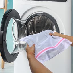 IMPERATORIS® Waszakjes voor Wasmachine - Bescherming voor Fijne Was en Schoenen - Mesh Wasnet met Rits - Voorkomt Slijtage - Set van 8 - Rood - 60 x 60 cm, 60 x 50 cm, 50 x 40 cm, 40 x 30 cm en 30 x 23 cm — thumbnail 3