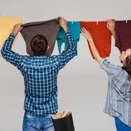 Goodivery ® Handige Set van 2 Opbergtassen voor Waslijn Klemmen met Sluitkoord en Ophanghaken, Geschikt voor Binnen en Buiten — thumbnail 2