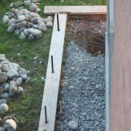 Zware Grondankers voor Tuin en Camping - 12 Inch Stalen Tentpalen, Poortsteunen en Plantsteunen met Zwarte Poedercoating — thumbnail 2