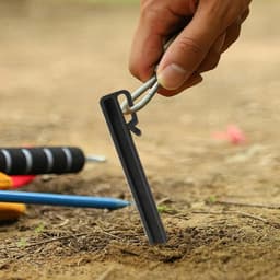 SnelShoppen - 22 Sterke Plastic Grondpinnen 24.5 cm | Duurzame Tentpinnen met Haken voor Tuin, Grasrand, Schutting en Camping — thumbnail 3