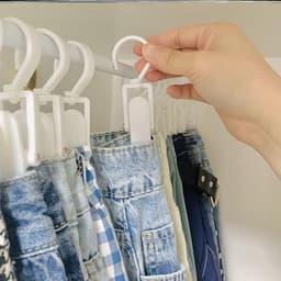 40 Stuks Wasknijpers - Washaken Clip - Knijpers - Met Haak - 360 Graden Draaibaar - Droogrek Knijpers - Wasrek Knijpers - Gordijnringen - Geschikt Voor Kledingwinkels, Thuis, Kantoor & Werkplaats - Wit, Zwart — thumbnail 2