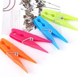 Kleurige Plastic Wasknijpers - 72 Stuks, Antislip Kledingclips voor Waslijn, Handdoeken en Tapijten in 4 Kleuren — thumbnail 5