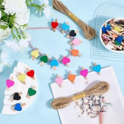 Allecto plus - 80 Stuks Kleurrijke Mini Hart Wasknijpers van Hout voor Ambachten en Foto Display met Jute Touw — thumbnail 4