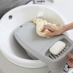 Wasbord - Mini-Handwasbord - Ondergoed Washboard - Washboard Voor Kinderen - Antislip - Huishoudelijk Gebruik Voor Studenten - Gebruikt Om Kleding En Kleine Artikelen - Met De Hand Te Wassen - Perfect Voor Kleding En Sokken Wassen - Kunststof - Grijs — thumbnail 3