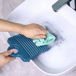 4 stuks Mini Washboard Plastic Non-slip Washing Hand Wash Board，for Household，31*16cm（Geel + Oranjerood + Oranje + Marineblauw） — thumbnail 5