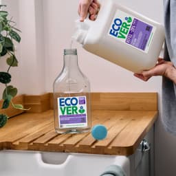 Ecover - Vloeibaar Wasmiddel Kleur - Grootverpakking 5 L - 100 wasbeurten - Kleurbescherming & Pluisverwijdering - Plantaardig & Biologisch afbreekbaar — thumbnail 5