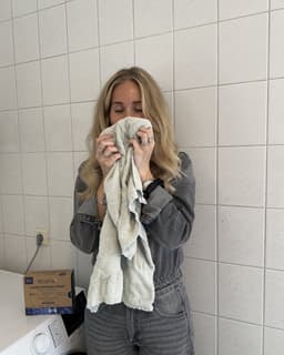 Washy Wasstrips Kersengeur 2X- Wasmiddeldoekjes voor Witte, Gekleurde en Zwarte Was - Wasmiddel Strips - Eco Wasmiddel Vellen - Duurzame Laundry Strips (200 wasbeurten) — thumbnail 5