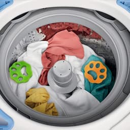 Waledano® Haarverwijderaar huisdieren - haren in de Wasmachine en Droger - Herbruikbare - Anti haren - Meubels - Pluizen Verwijderaar - Kleding -Tapijt - lint remover 2 STUKS — thumbnail 1