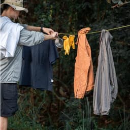 Draagbare Waslijn - Reis Waslijn - Buiten Droge Kleding - Met Clips - 35 Meter - Zwart — thumbnail 3