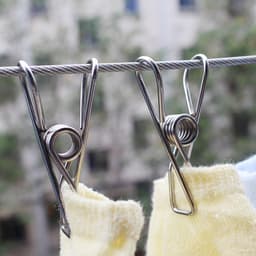 20 stuks roestvrijstalen wasknijpers – duurzame wasknijpers voor kleding, papier en snacks – sterke RVS knijpers voor binnen & buiten — thumbnail 3