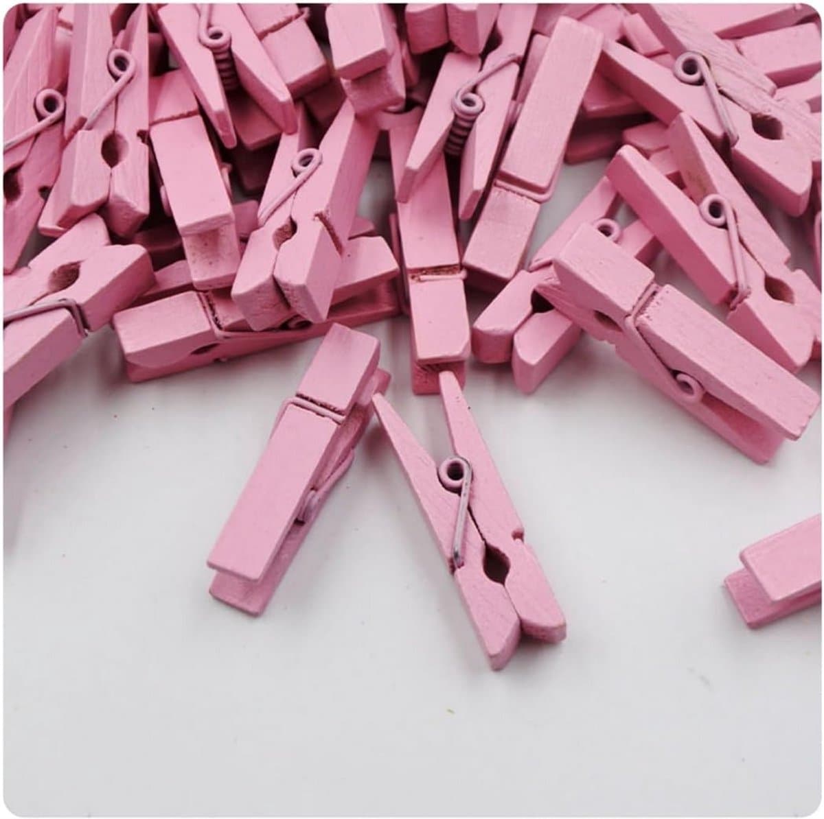 100 Mini Houten Wasknijpers Gekleurd - Decoratie Clips voor Foto's, Kaarten en Knutselen — afbeelding 1