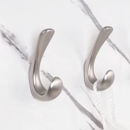 2-pack handdoekhaken voor badkamerwandmontage, materiaal geborsteld nikkel, geschikt voor handdoeken, badjassen en handdoekhaken, moderne handdoekhaken voor in de badkamer — thumbnail 1