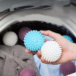 3 stuks - Wasballen - Reinigingsballen voor de wasmachine - Herbruikbare droogballen - Paars + Wit + Blauw - Droogballen - Droogballen - Wasballen die haar opvangen - Droogballen die haar tegenhouden — thumbnail 4