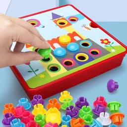 Knijperspeelgoed met gekleurde bordjes en kralen voor peuters vanaf 2 jaar — thumbnail 4