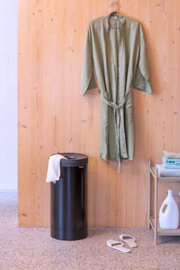 Brabantia Wasmand - met Deksel - 35 l - Matt Black / Dark Grey — thumbnail 4