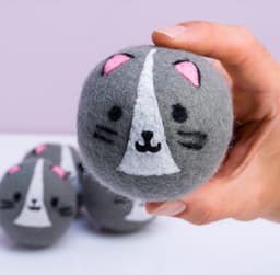 Kikkerland Kat wasdrogerballen (set van 4) — thumbnail 2
