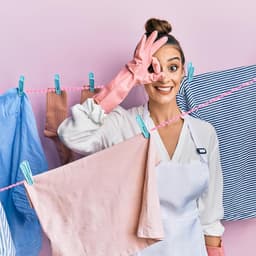 Allecta - Draagbare waslijn voor binnenkleding drogen - 2 stuks - 4 meter nylon touw - winddicht - reizen, kamperen, wasgoed - wit. — thumbnail 3