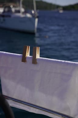 Houten wasknijpers - voor strandlaken en wasaccessoires - 2 stuks - stevig en duurzaam — thumbnail 3