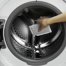 ELECTROLUX - 3 in 1 ontkalker, ontvetter en hygiënische reiniger voor wasmachine en vaatwasser12 zakjes = 1 jaar - 9029803849 — thumbnail 4
