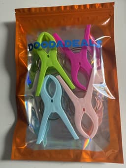 Doodadeals® - Grote Handdoekclips – Strandlaken Knijpers – Badlaken – Klemmen – Handdoekknijpers – Strandstoel – Multicolor – 4 stuks — thumbnail 2