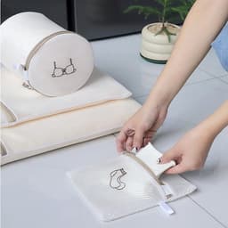 Set van 3 wasnetten voor voorzichtig wassen en opbergen van lingerie, sokken en kleding — thumbnail 2