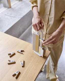 Joseph Joseph PegStore™ 30-delige wasknijperset met handige opberghouder — thumbnail 4