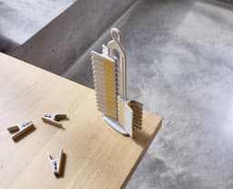 Joseph Joseph PegStore™ 30-delige wasknijperset met handige opberghouder — thumbnail 5