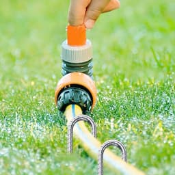8 grondpennen - 30 cm gegalvaniseerde grondankers - J-vormige grondpennen - grondankers voor de bouw - tentpennen met beitelvormige punten - geschikt voor tenten, partytenten, trampolines, springkussens, kamperen, voetbalnetten, enz. — thumbnail 5