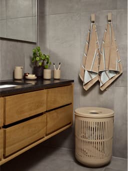 Zone Denmark Ume Wasmand met Deksel - 60 liter - Camel - Kunststof - Ronde Wasmand met Hengsel - Wasbox of Opbergmand — thumbnail 4