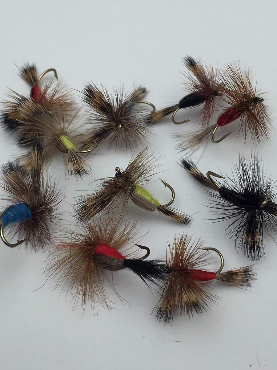Droge vliegen x10 vliegen, maten 10-12 forel vliegen — afbeelding 1