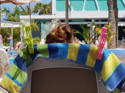 4x grote knijpers - XL wasknijpers - 15 cm - Strandhanddoek knijpers - Kunststof knijpers - Handdoek klemmen - Strand accessoires - Towel clips - Beach towel clips - Extra sterke knijpers - Jonyx — thumbnail 5