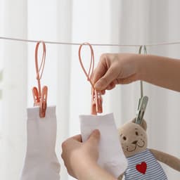 Washaken Clip - Washaken met klemmen - Wasknijpers met touw om op te hangen - kleerhangers voor sokken - Drooghaak voor kleding - Sterke plastic wasknijpers - draagbare antislip plastic hangers clips - Veelzijdig - 24stuks — thumbnail 3