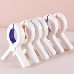 6 stuks antislip strandhanddoekclips - sterke handdoekpegs voor ligstoelen - strandstoelclips met koord voor zwembad en waslijn — thumbnail 2