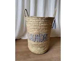 Wasmand - Grijs - Was – Mand - Badkamer - Opbergmand - Palmblad - Laundry - Laundrybasket- Rieten mand - Speelgoed - Opbergen - Pompon - Wol – Geschenk - Kinderkamer - Handgemaakt - Decoratie - Geboorte - Cadeau