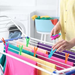 48 Stuks Kledingknijpers met 2 Mandjes voor Buitendrogen - Winddicht en Duurzaam Plastic voor Lucht- en Vochtbestendige Opberging — thumbnail 5