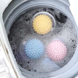 3 stuks-Wasbal - Haarfilter voor wasmachine - Filterzak voor wasmachine - Drijvend haarfilter - Wasmachine-accessoires - Geschikt voor wasmachines - Blauw - Roze - Geel - 9,2 × 9,2 × 19 cm — thumbnail 4