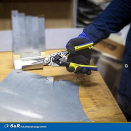 rechte plaatschaar - Inductiegeharde Cr-Mo stalen plaatschaar; ergonomisch mechanisme met één hand voor gipsplatenbouw, carrosseriebouw en plaatbewerking - industriële kwaliteit — thumbnail 2