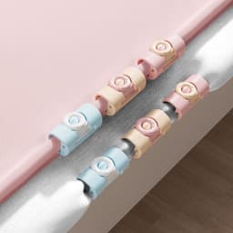 12 Stuks - Stevige Dekbedklemmen - Dekbedovertrekclips - 2,5 × 2,5 × 4,4 cm - Dekbedknijpers - Dekbed Clips - ABS - Voorkomt verschuiven dekbedovertrek - Roze, blauw, wit — thumbnail 4