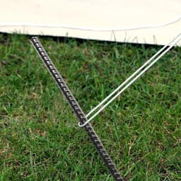 Grondanker Stakes Heavy Duty 12 Inch Rechte Wapening voor Tuin en Camping - Zwart Gepoedercoat Staal — thumbnail 3