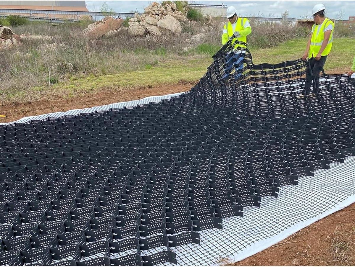 Grondstabilisator Rooster - Grind Stabiliseren - Oprit Aanleggen - Hoge Treksterkte - 2 x 7 Meter - Zwart — afbeelding 1