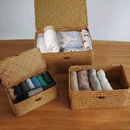 Woven Rattan Opbergmand met Deksel - Seagrass Wasmand en Make-up Organizer voor Badkamer, Woonkamer of Keuken (S) — thumbnail 2
