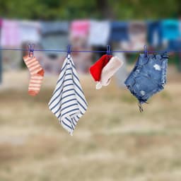 Camping Clothesline-180 cm, Travel Clothesline with Clips, Portable Elastic Clothesline, Extendible, Outdoor Holiday, Clothes Line for Travel, Dormitory, Camping Accessories, with 12 Clothespins — thumbnail 3
