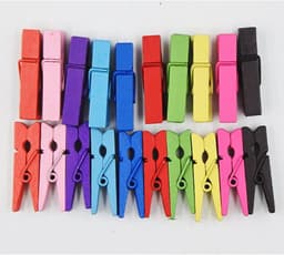 Houten Wasknijpers Kleurig 3,5 cm - 100 Stuks Mini Decoratie Clips voor Foto's en Geschenken — thumbnail 4