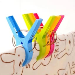 4 stuks - strandlaken knijpers - Grote knijpers - Plastic klemmen - Winddichte kledingklemmen - Grote klemmen - Kledingklemmen - Sterke droogrekklemmen - Quiltklemmen - Handdoekklemmen voor strandstoelen — thumbnail 4