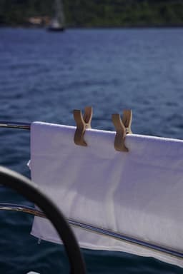 Wasknijpers met grote houten knijpers, wasknijpers voor strandlaken, strandstoel, jacht, kinderwagen, wasaccessoires, 4 stuks - 1 — thumbnail 2