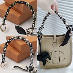 Telefoon - Sieraad - Hanger - Gsm - Ketting - Pols - Handvat handtas - Handtas - Sjaal - Sjaaltje - Decoratie - Licht Blauw — thumbnail 2