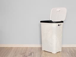 Hega Hogar Wasmand met deksel Rotan - wit - gevlochten kunststof - 60 liter - 34 x 43 x 62 cm — thumbnail 2